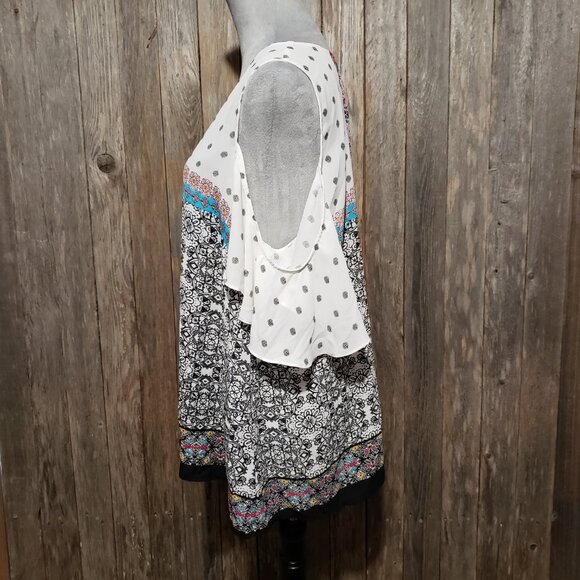 DR2 Top Blouse XL White Mosaic Medallion Cold Shoulder Flutter Sleeve Paisley - Picture 3 of 7
